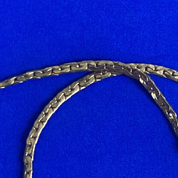 Vintage sophistication - a pair of fine bracelets by Monet! - Picture 4 of 6